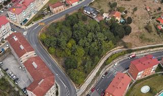 Terreny residencial  Santa mariña. Finca urbanizable de 1398m2 en la ciudad de ourense. ven a verla