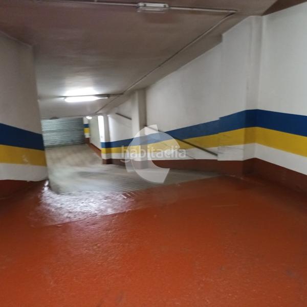 Foto 6e1c32ac-9cc5-44d6-84b9-c11bcb6815d3. Aparcament cotxe a Centro Ourense
