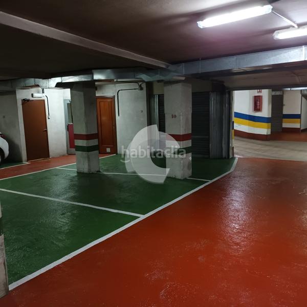 Foto 82ae4e0a-0652-4ef0-9394-a3e115c3aa57. Aparcament cotxe a Centro Ourense