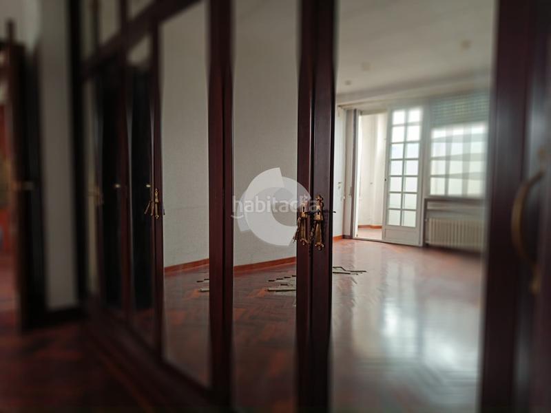 Foto 00d6ac72-037d-4184-b32c-2f7b6add8751. Appartamento in Centro Ourense