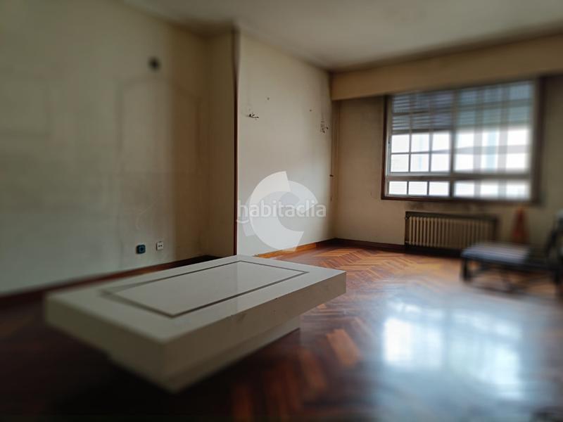 Foto d85b853b-f0f5-48f6-bb2d-0c65d1389445. Appartamento in Centro Ourense