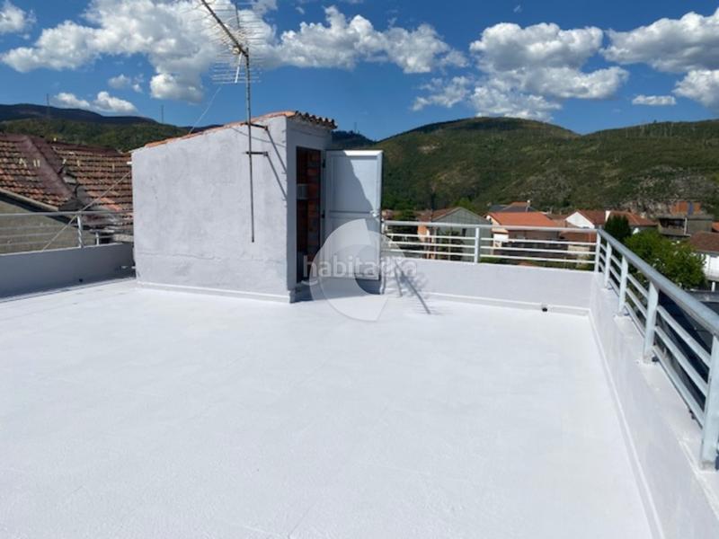 Foto f4cf2dba-f76a-4e16-acba-5302631add62. Semi detached house in Entrimo