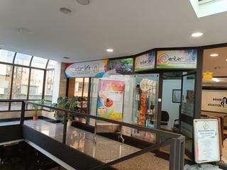 Local commercial à Casco Viejo. Se transpasa local comercial con una superficie de 80 m2. el inm