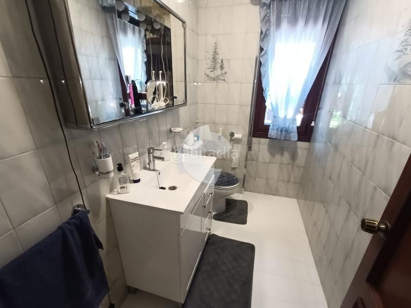 Foto 0a2aaa03-5c02-453a-a684-dd76d9007f1e. Haus in A Carballeira Ourense