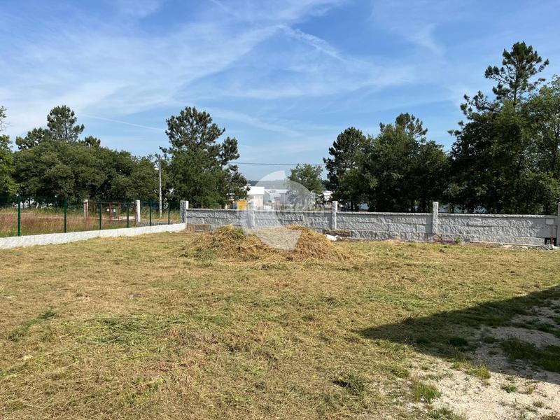 Foto 4bdd05e6-c419-474d-aeb9-5ee8a4e60fe1. Wohngrundstück in San Cibrao das Viñas