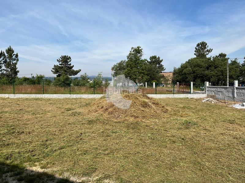 Foto 72ecee1b-d305-4eec-bdb3-fd6cc7c8e6e1. Wohngrundstück in San Cibrao das Viñas