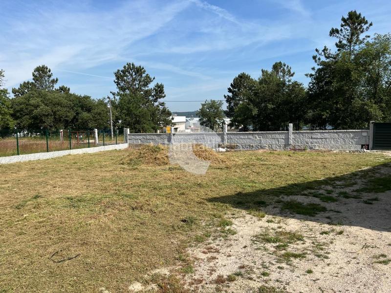 Foto c613c8d3-e99e-4917-862d-65997c87b4dc. Wohngrundstück in San Cibrao das Viñas