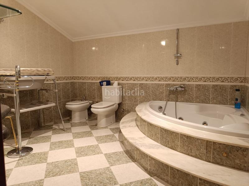 Foto 585b4f1e-58fa-4b0c-9251-244d381db5cc. Casa descubra esta espectacular vivienda de 540 m en ceboliño, a solo 5 minutos del centro. en un terreno de 2000 m, esta propiedad ofr en Ourense