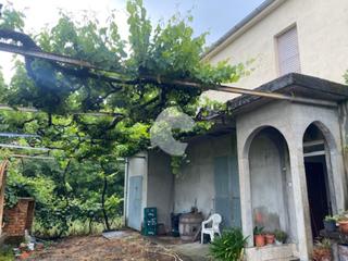 Maison à San Cristovo de Cea. Vivienda unifamiliar sita en san cristovo de cea, viduedo. parce
