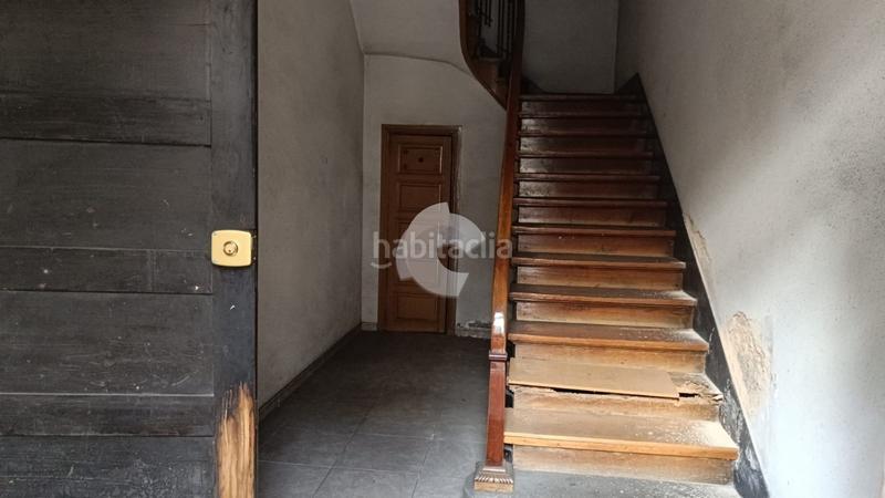 Foto 102f0d2a-eb10-4816-a68f-8e9732ee0e18. Edificio oportunidad única en la calle marcelo macías! edificio para restaurar compuesto por tres plantas, ideal para inversores. la planta en Ourense