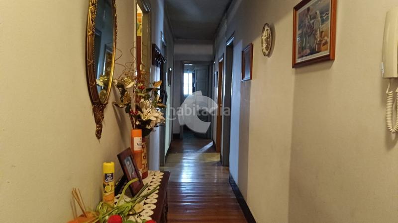 Foto c2d33a97-faf8-4959-b2b0-9873a0794b8a. Edificio oportunidad única en la calle marcelo macías! edificio para restaurar compuesto por tres plantas, ideal para inversores. la planta en Ourense