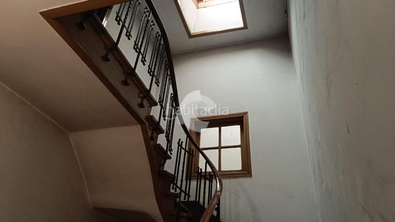 Foto c7ca02a1-2ee3-4dab-96ab-bfdd12907ca5. Edificio oportunidad única en la calle marcelo macías! edificio para restaurar compuesto por tres plantas, ideal para inversores. la planta en Ourense