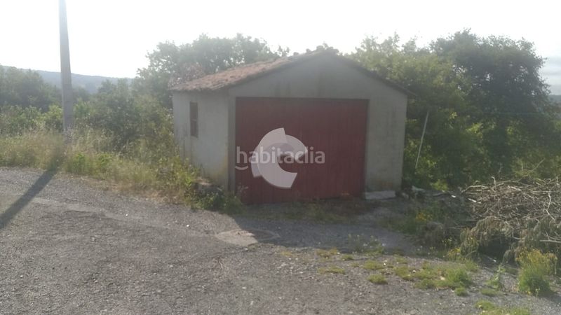 Foto d65b4ccc-fc2d-4df0-a846-75333cec9217. Casa aparellada a Vilamarín
