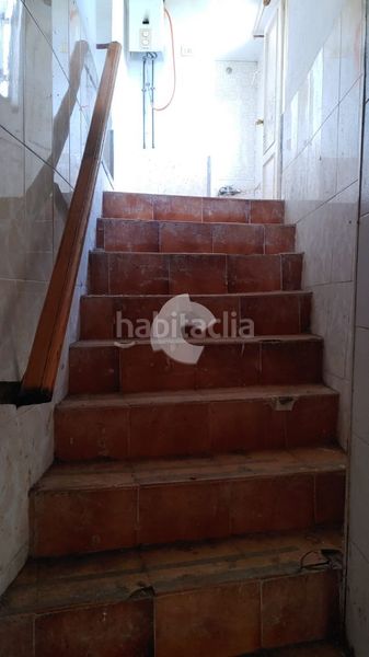Foto e2ce585f-8f76-42ea-b68d-317eabd7f5ab. Casa aparellada a Vilamarín