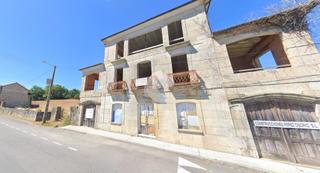 Maison à Amoeiro. Vivenda individual enmarcada en parcela de casi 11000 m2, muchas
