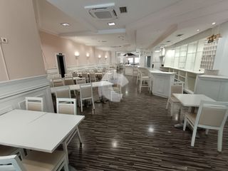 Lloguer Local Comercial  Juan xxiii. Alquiler de local totalmente acondicionado en el centro de la ci