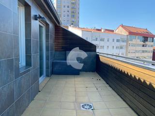Duplex  Curros enriquez. Aticoduplex seminuevo en curros enriquez. distribuido en  planta
