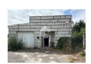 Nave industrial  Riocobo. Nave industrial de 480 m en vilar de barrio, ubicada en una parc