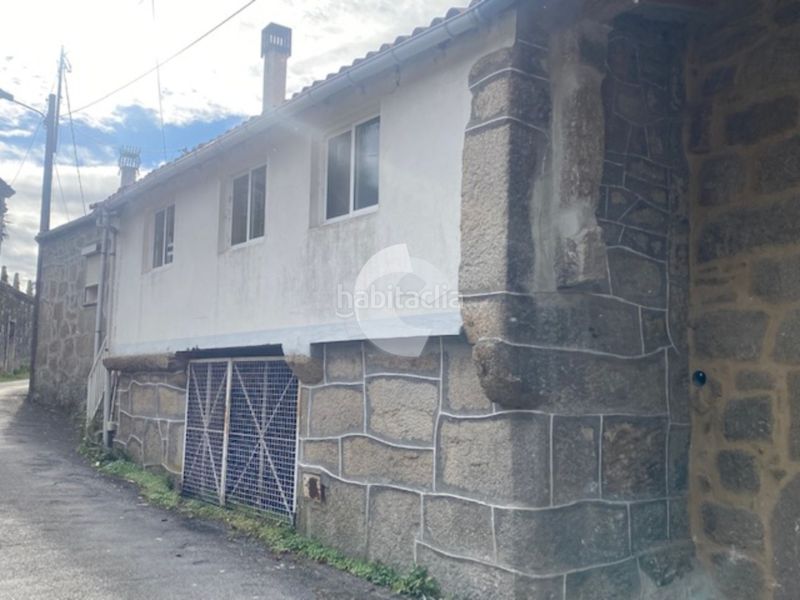 Foto ecd73224-a5e3-4058-a459-f1eed66e64d2. Casa adossada a Lobios