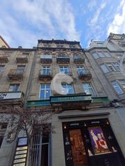Location Bureau  Paseo. Oficina de 120 m en una zona privilegiada, junto al parque de sa