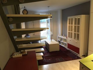 Miete Zweistöckige Wohnung in Casco Viejo. Dúplex con terraza en el centro de ourense. 1 dormitorio, 1 baño