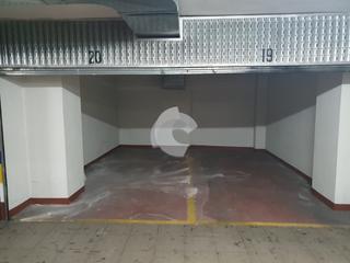 Autoparkplatz  Progreso. Amplio garaje doble cerrado en progreso, cerca de juan xxiii. ve