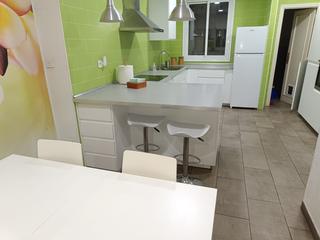Lloguer Pis a Centro. Piso en alquiler  ideal para estudiantes o alquiler por meseste