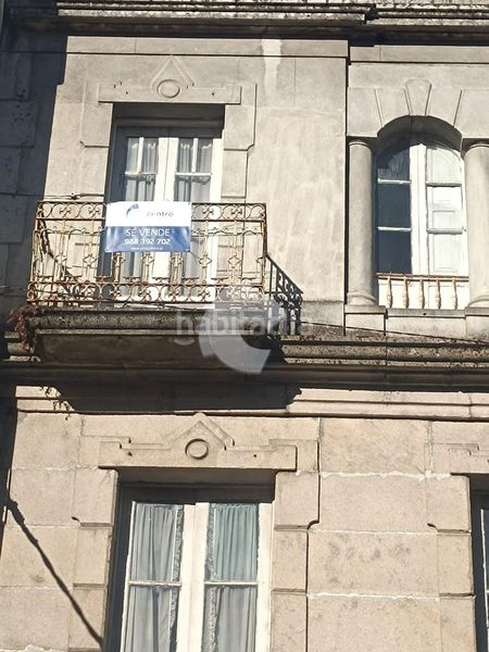Foto 654f191f-a20a-4486-97c7-1ac7c0e8f048. Edificio  en venta en el corazón , ubicado en una zona céntrica y de gran afluencia, ofrece un sinfín de posibilidades. en Ribadavia
