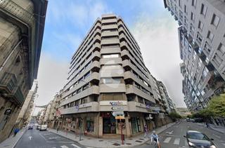 Pis a Centro. Amplio piso que destaca por su luminosidad y vistas impresionant