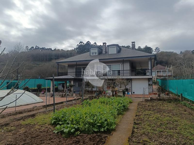 Foto 24776104-d459-478e-8cf3-d2d1a1d0afd1. Casa in Leiro