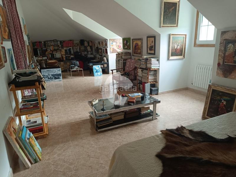 Foto 44ef68d1-bdea-497b-8790-f946406947df. Casa in Leiro