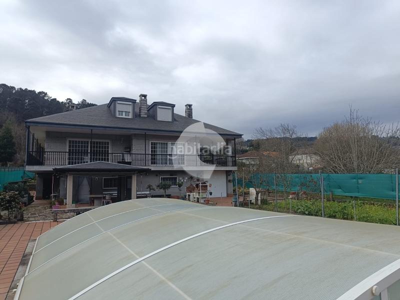 Foto d6d13a0c-305c-43fb-945a-b673cf8f1dc4. Casa in Leiro