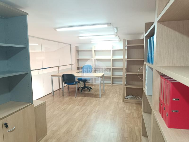 Foto 09135e70-056f-40d1-8300-d4ec2cb9b7e7. Local comercial a Barrocanes Ourense