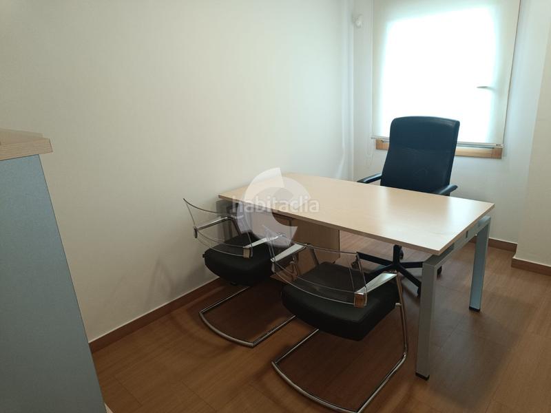 Foto 5db04ad9-8e41-4b89-add8-cfef3b56d9a5. Local comercial a Barrocanes Ourense