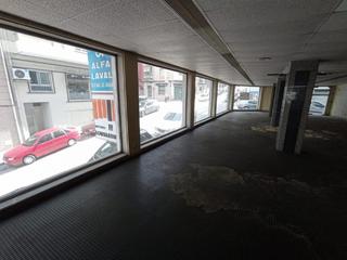 Local Comercial  Bonhome. Oportunidad bancaria en excelente ubicación, entre la calle sain