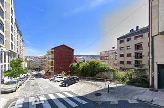 Terreny residencial  Nicomedes pastor diaz. Solar de 700 m en el barrio de a carballeira se ofrece solar urb