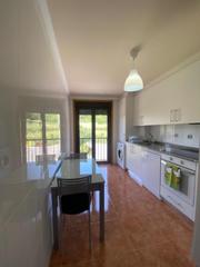 Appartamento en Lobios. Vivienda seminueva en lobios. totalmente exterior, muy luminosa.