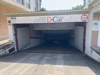 Aparcament cotxe a Posío. Excelente oportunidad de plaza de garaje cerrada en venta en el