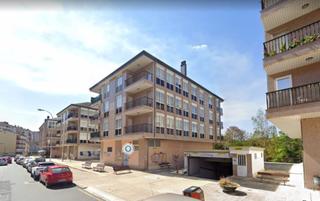 Lloguer Aparcament cotxe  Manuel murguia. Plaza de garaje en alquiler en manuel murguía. ven a verla sin c