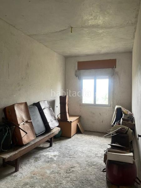 Foto 055d1cfb-ef6e-432e-8ea4-26d3513f40dc. Casa vivienda unifamiliar en delas, con finca de 1700 m2 . planta baja reformada para bodega rustica y planta alta pendiente rem en Lobios