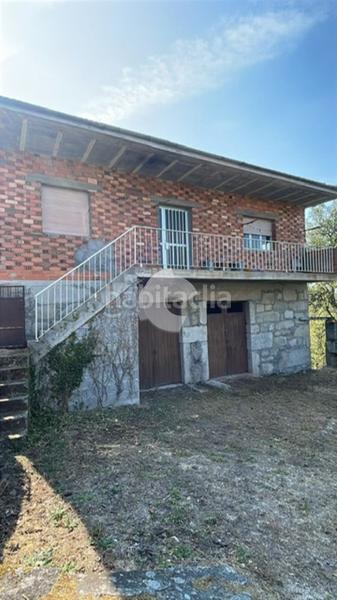 Foto aa725c8a-c021-4172-b2e7-63d5b4a4ecab. Casa a Lobios