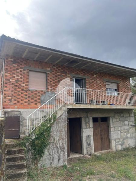 Foto dd748b74-9029-441a-96e1-2fd3054f96bb. Casa a Lobios