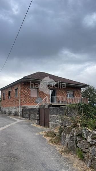 Foto e2fb07e8-312a-4a54-b1cf-7e354766f9c1. Casa a Lobios