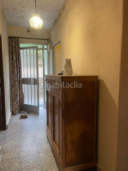 Foto d456e04c-7bb9-416d-a2d9-fe4eddb77a90. Casa vivienda unifamiliar en delas, con tres dormitorios , baño , saloncomedor y cocina independiente equipada. terreno de apro en Lobios