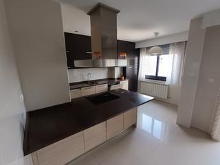 Duplex  Las palmeras. Magnífica vivienda distribuida en dos plantas en la planta baja