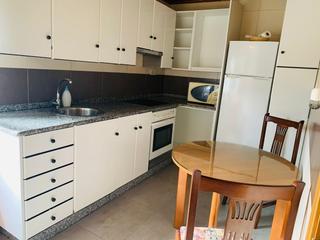 Casa aparellada a Lobios. Vivienda unifamiliar adosada en cimadevila, grou, ayuntamiento d
