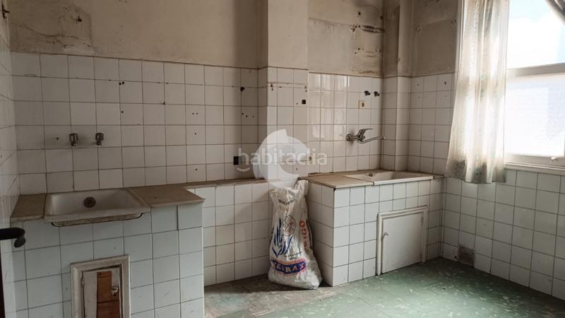 Foto 4c6672a5-9d63-431f-b7a9-151da59d97b0. Edifici a Barrocanes Ourense