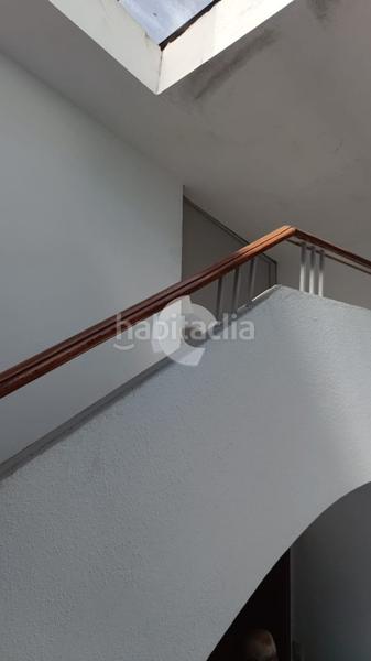 Foto f57aef63-ca7d-4678-a321-a93ae51b3cf4. Edifici a Barrocanes Ourense