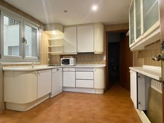 Lloguer Pis a Centro. Vivienda en alquiler en rua progreso. 4 dormitorios con armarios