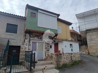 Casa adossada a Pereiro de Aguiar (O). Casa en pueblo con encanto a un paso de la ciudad  se vende acog